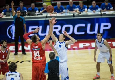 Кубок Европы  2014/2015, «Зенит» — «Сольноки Олай»