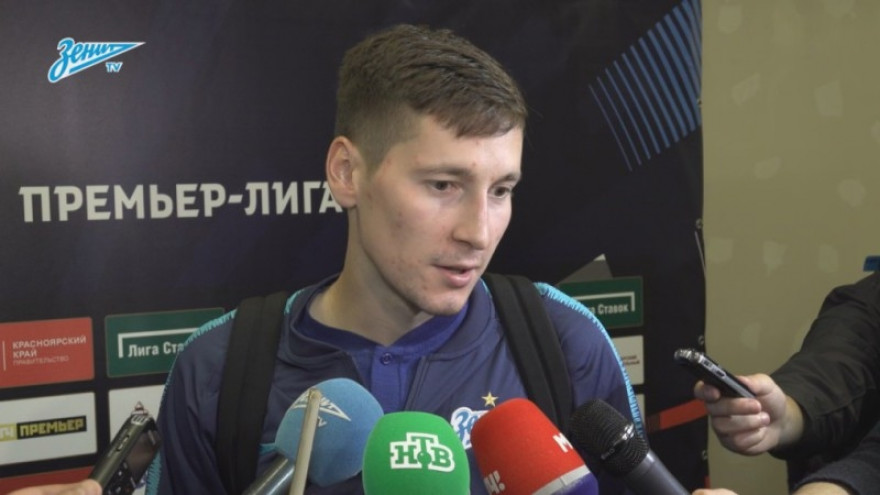 Далер Кузяев на «Зенит-ТВ» — о забитом мяче и встрече с президентом Далер Кузяев на «Зенит-ТВ» — о забитом мяче и встрече с президентом