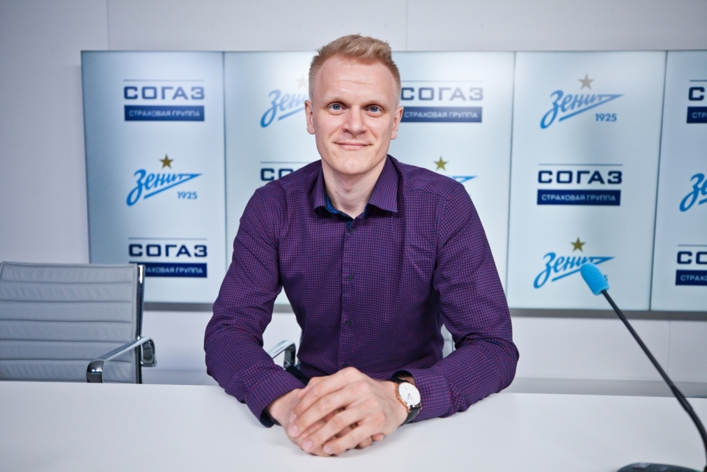 Гости из АО «СОГАЗ» посетили тренировку «Зенита»