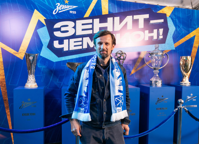 Сергей Семак открыл павильон «Столица спорта» на Дворцовой площади