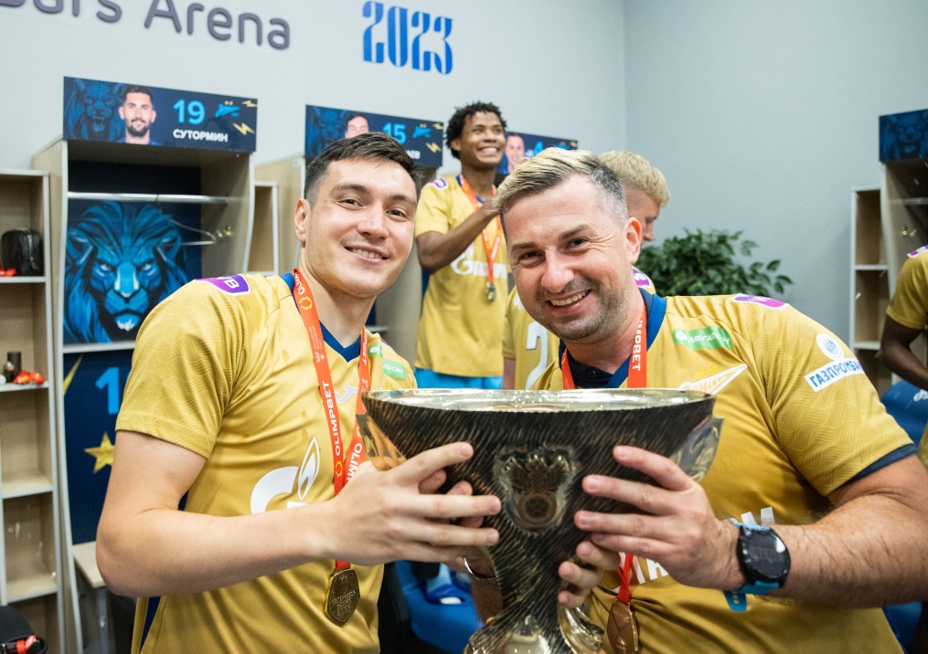 «Зенит» празднует победу в раздевалке после матча OLIMPBET Суперкубок России, «Зенит» — ЦСКА