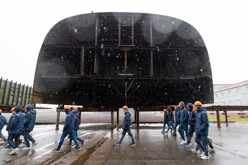 Команда «Газпром»-Академии 2007 г.р. на заводе «Северная верфь»