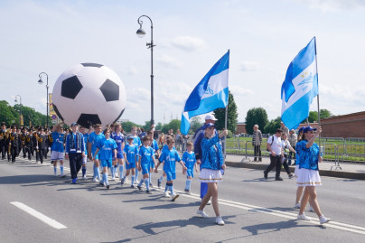 Сине-бело-голубые на Международном фестивале цветов в Петропавловской крепости 