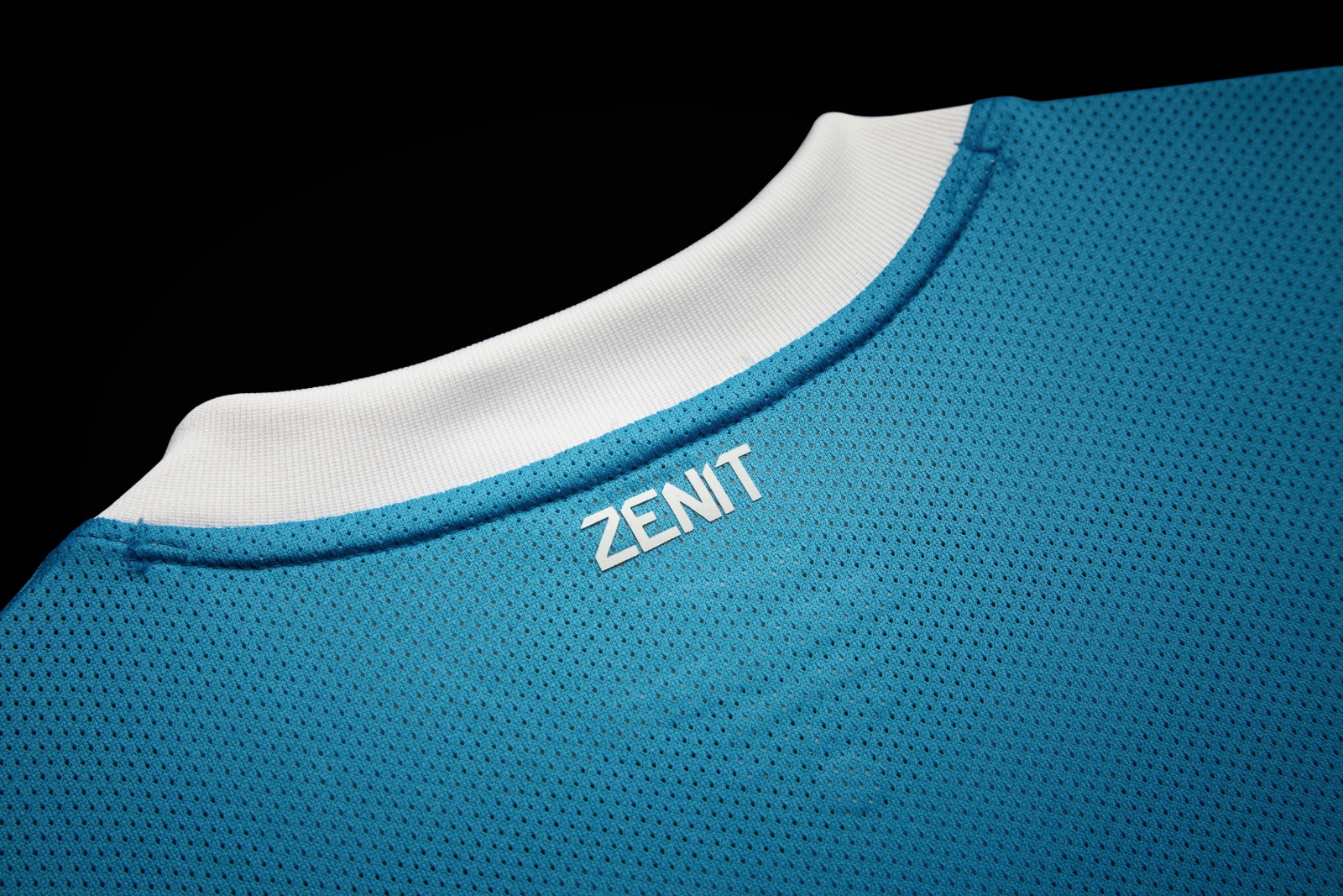 NIKE FOOTBALL ПРЕДСТАВЛЯЕТ ФОРМУ «ЗЕНИТА» 2011—2012