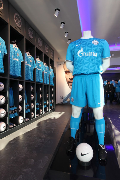 NIKE FOOTBALL Представляет форму «ЗЕНИТА» 2011—2012