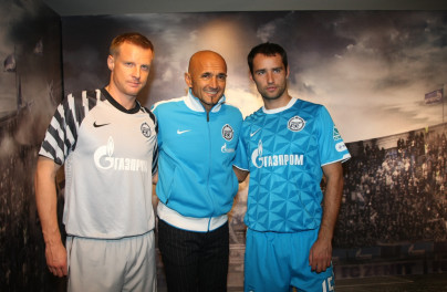 NIKE FOOTBALL Представляет форму «ЗЕНИТА» 2011—2012