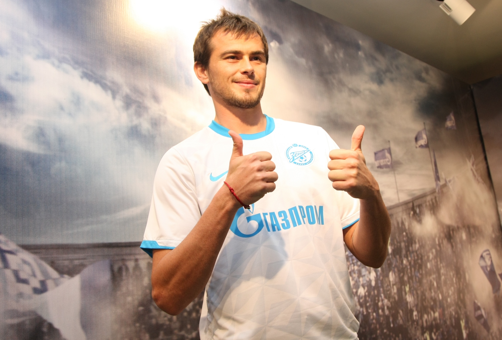 NIKE FOOTBALL Представляет форму «ЗЕНИТА» 2011—2012