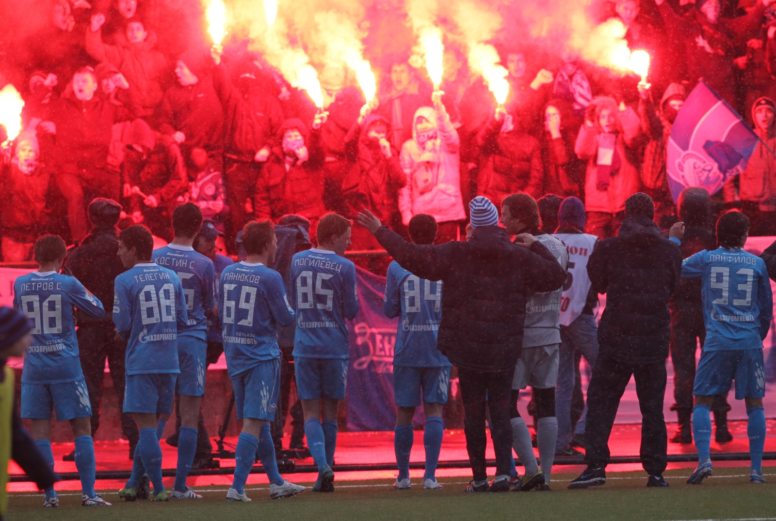 Первенство молодежных составов 2011 года. Зенит (м) — Анжи (м)