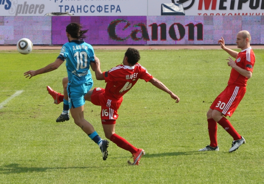 Чемпионат России по футболу 2010: «Зенит» — «Локомотив»