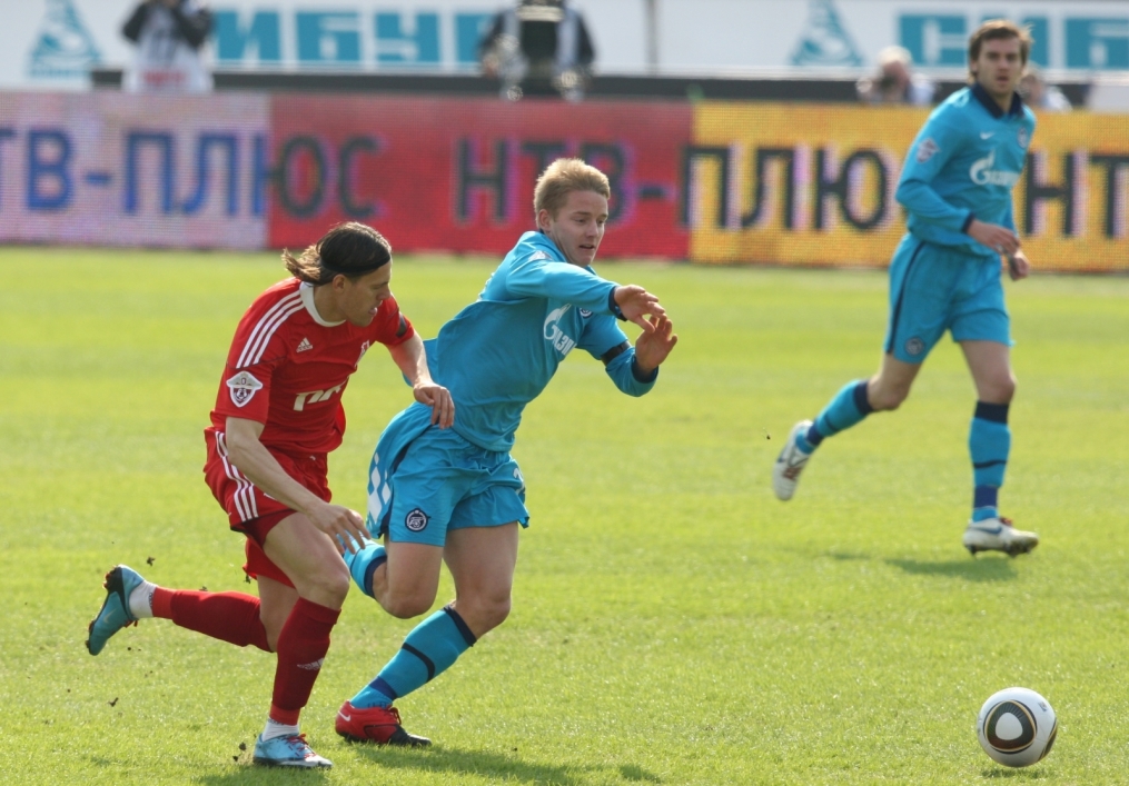 Чемпионат России по футболу 2010: «Зенит» — «Локомотив»