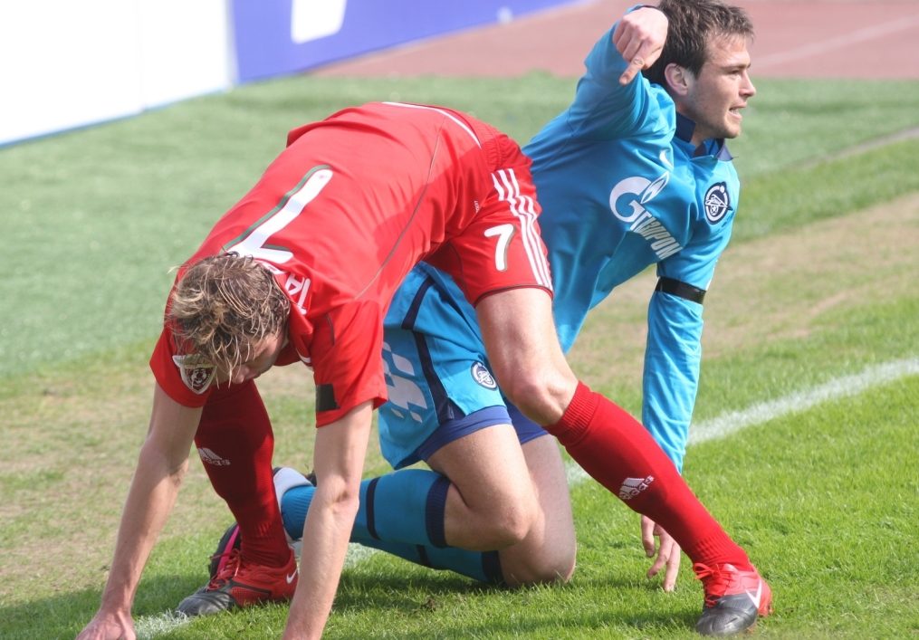 ЧР, 5 тур, Зенит—Локомотив 1:0