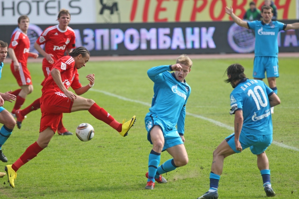 ЧР, 5 тур, Зенит—Локомотив 1:0