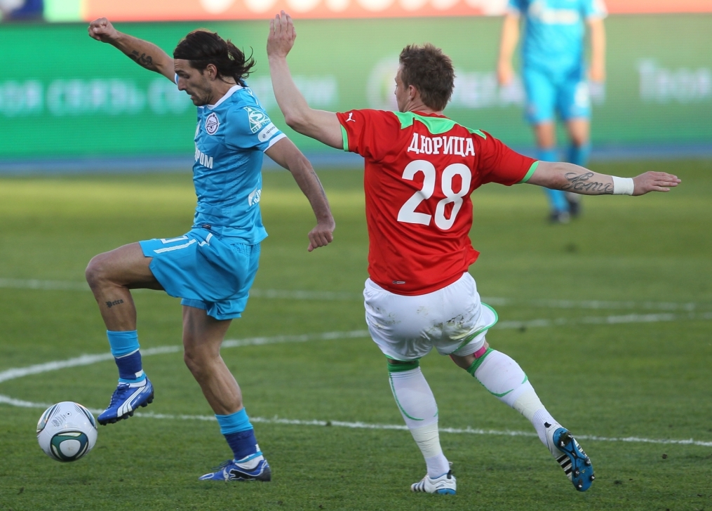 Матч 8-го тура Чемпионата России 2011/12 Зенит — Локомотив
