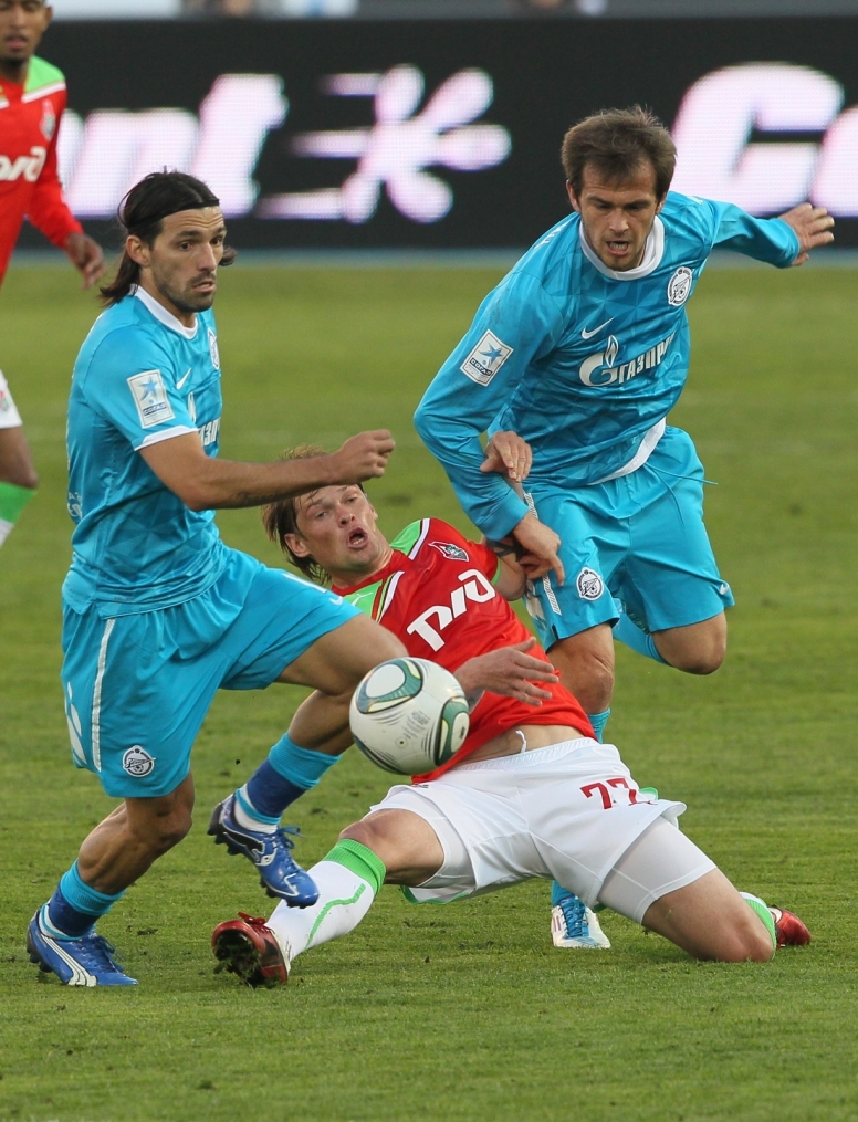Матч 8-го тура Чемпионата России 2011/12 Зенит — Локомотив