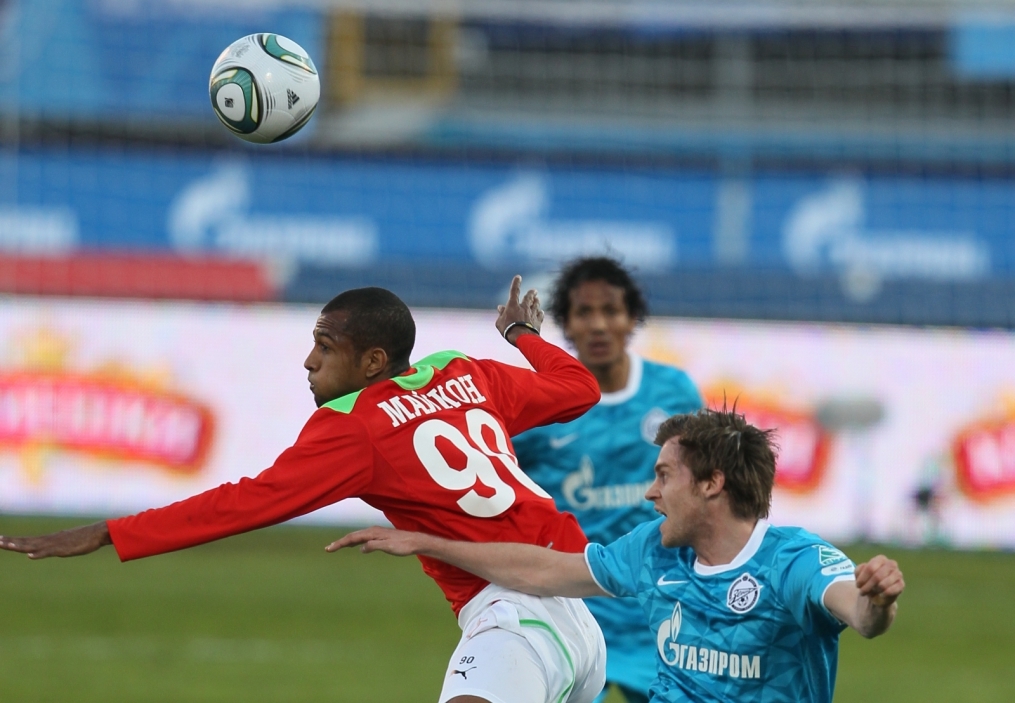 Матч 8-го тура Чемпионата России 2011/12 Зенит — Локомотив