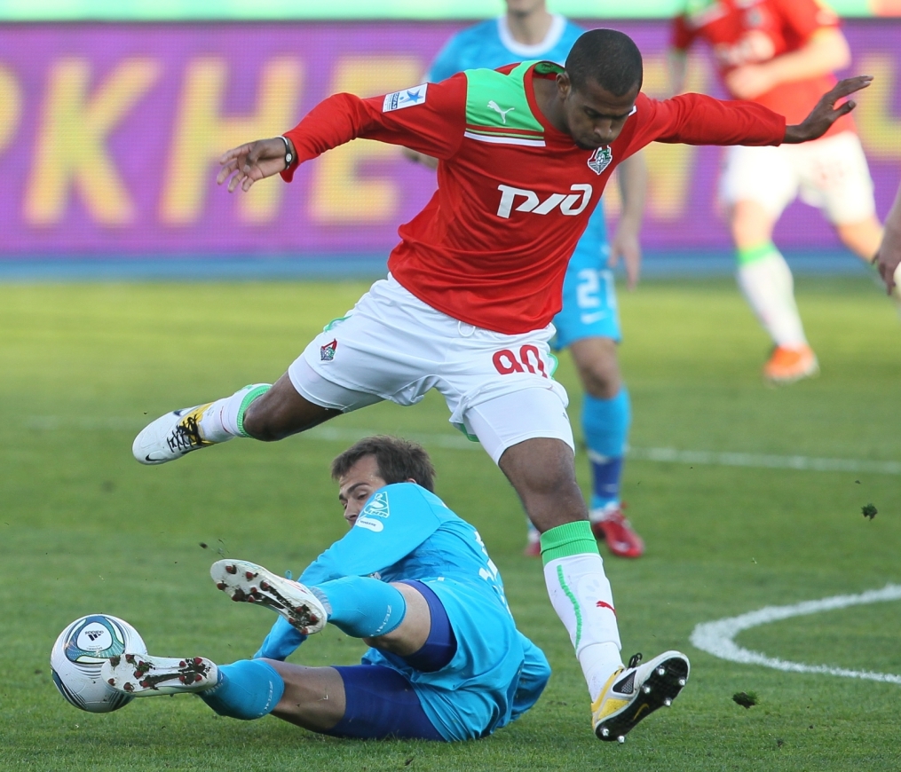Матч 8-го тура Чемпионата России 2011/12 Зенит — Локомотив