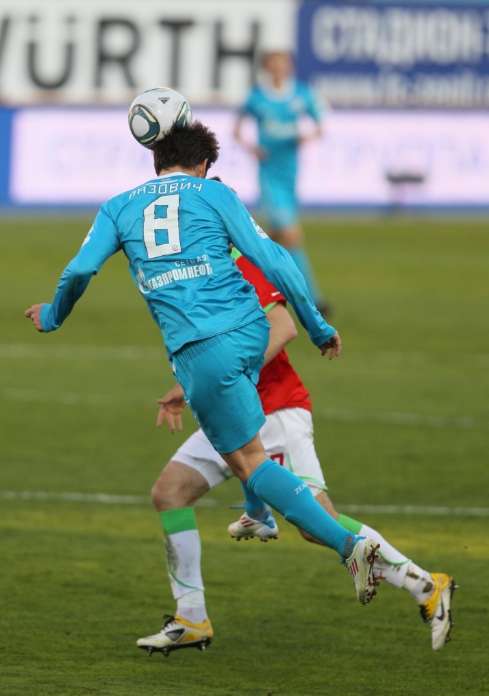 Матч 8-го тура Чемпионата России 2011/12 Зенит — Локомотив