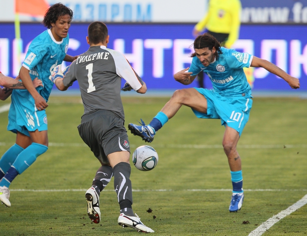Матч 8-го тура Чемпионата России 2011/12 Зенит — Локомотив