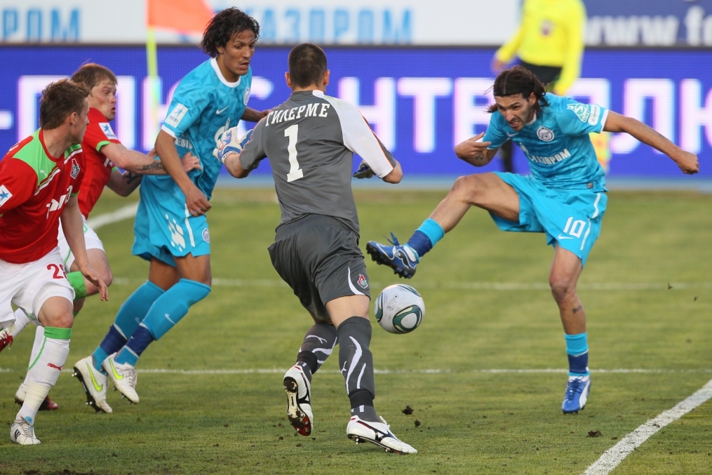 Матч 8-го тура Чемпионата России 2011/12 Зенит — Локомотив