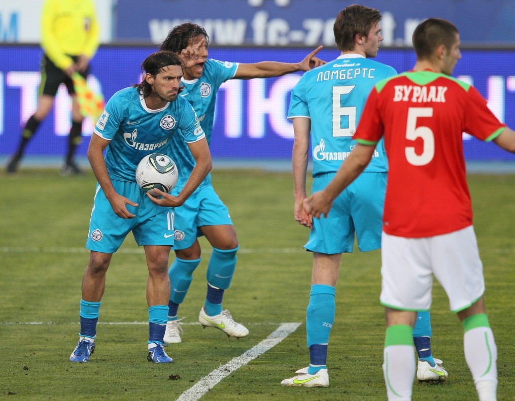 Матч 8-го тура Чемпионата России 2011/12 Зенит — Локомотив