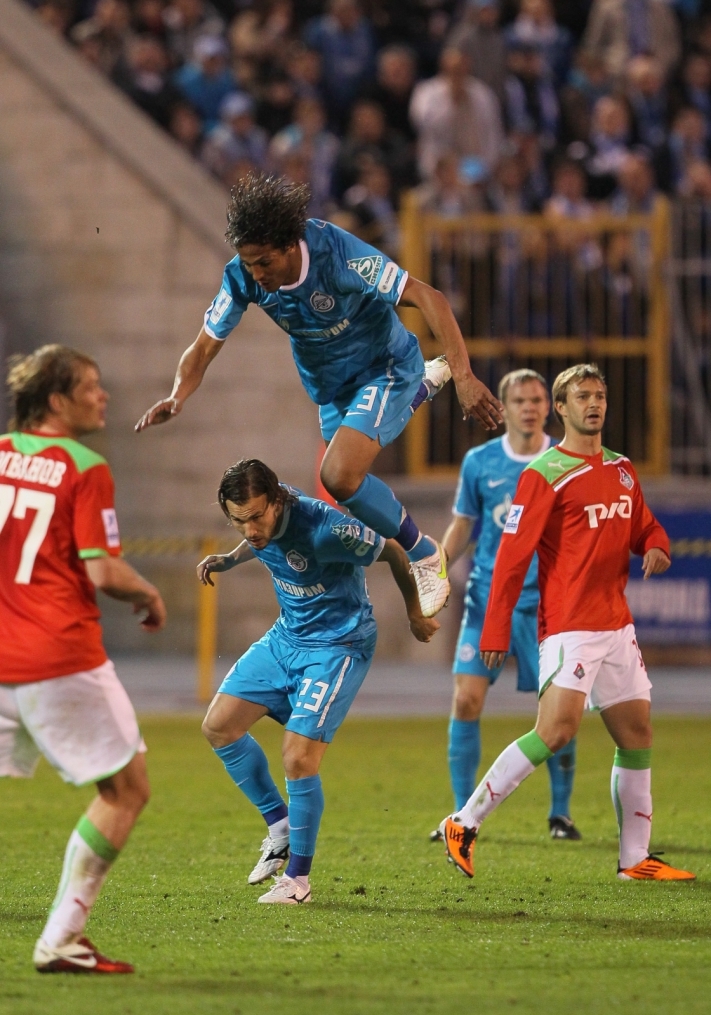 Матч 8-го тура Чемпионата России 2011/12 Зенит — Локомотив