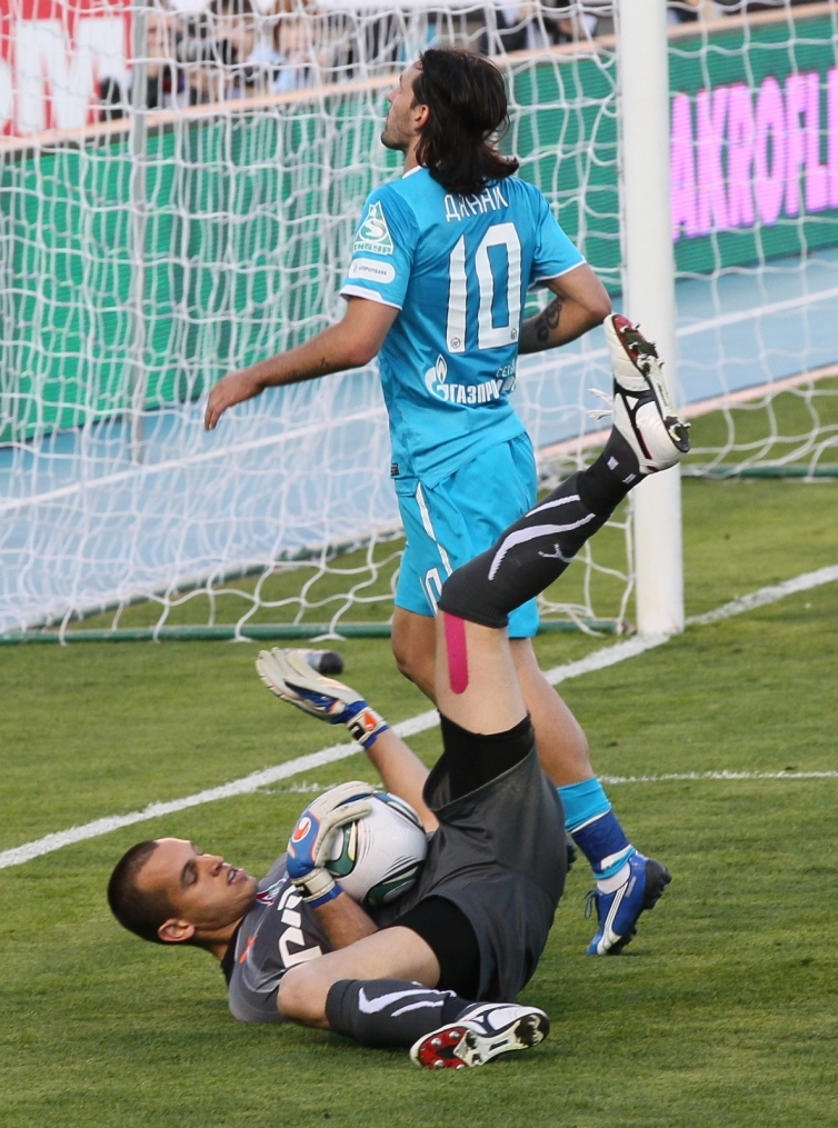 Матч 8-го тура Чемпионата России 2011/12 Зенит — Локомотив