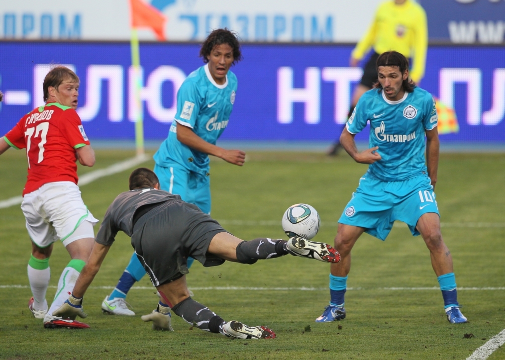 Матч 8-го тура Чемпионата России 2011/12 Зенит — Локомотив