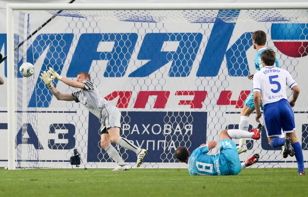 Чемпионат России 2011, матч Динамо (Москва) — Зенит