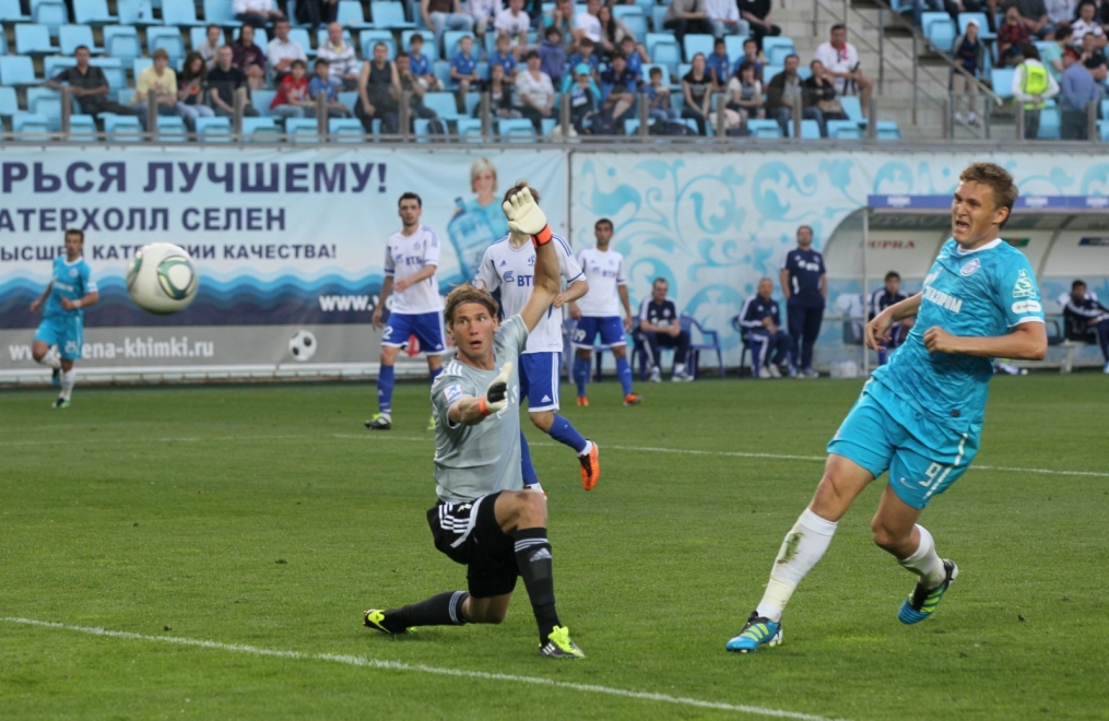 Чемпионат России 2011, матч Динамо (Москва) — Зенит