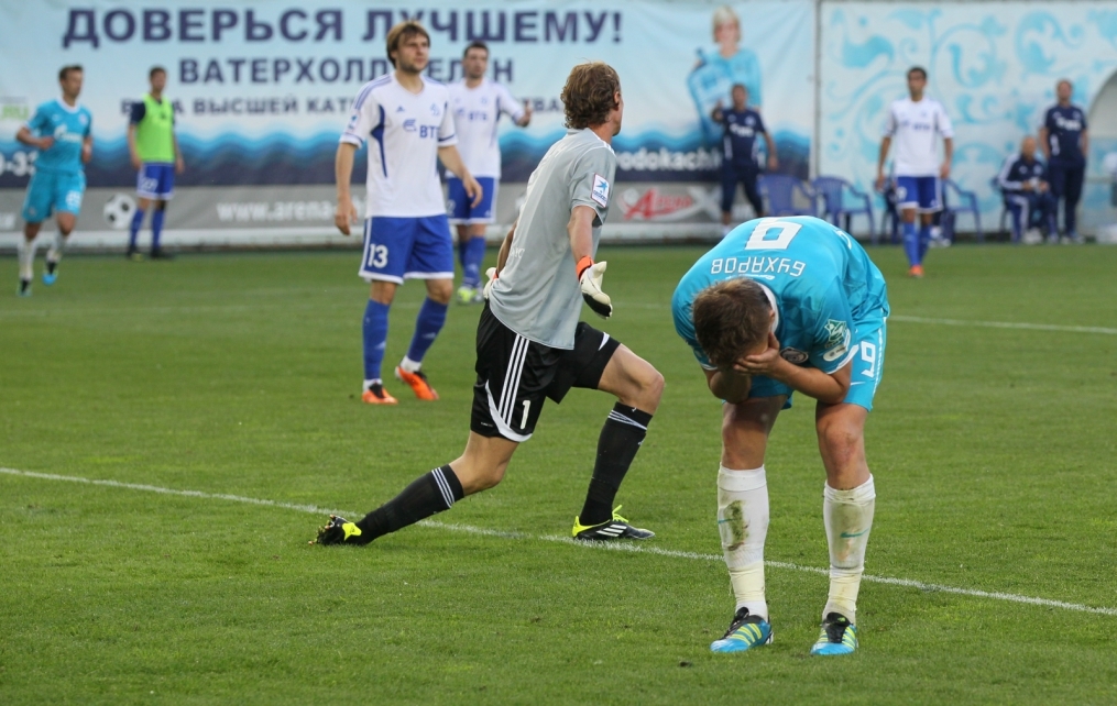 Чемпионат России 2011, матч Динамо (Москва) — Зенит
