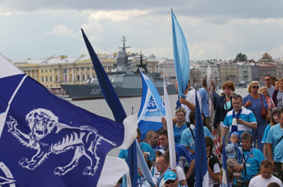 Морской парад болельщиков «Зенита» 
