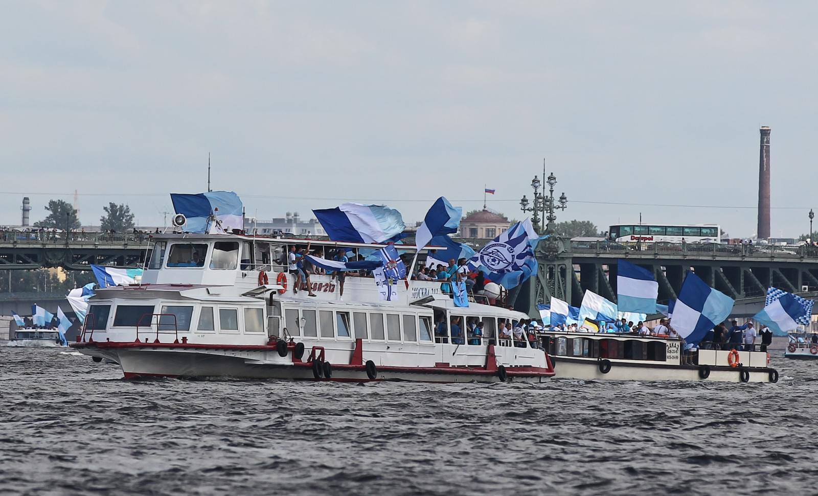 Морской парад болельщиков «Зенита» 