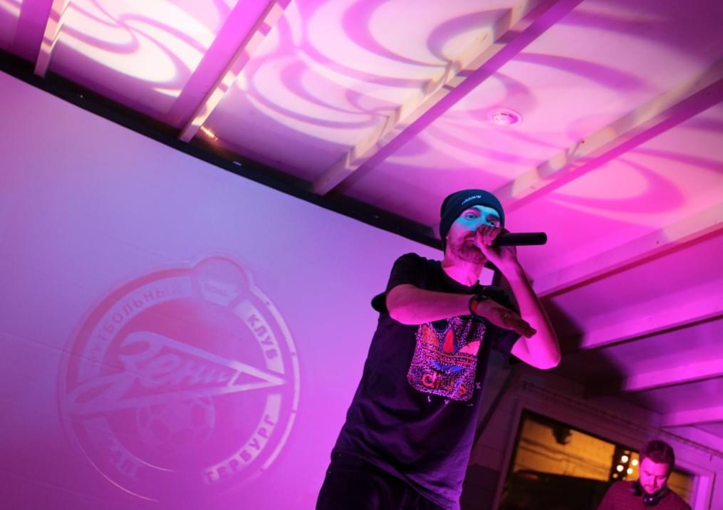 Пушкин и Noize MC прочли для «Зенита» рэп о расизме