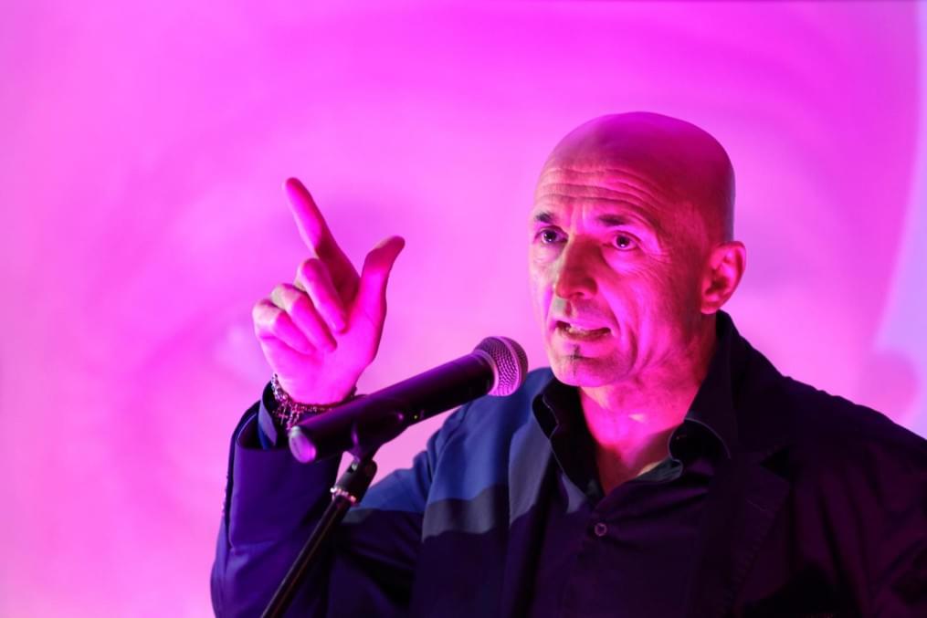 Пушкин и Noize MC прочли для «Зенита» р