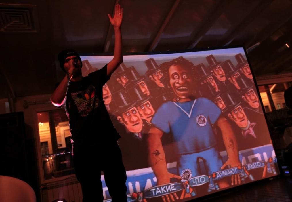 Пушкин и Noize MC прочли для «Зенита» рэп о расизме