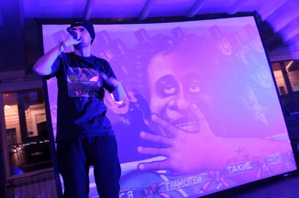 Пушкин и Noize MC прочли для «Зенита» рэп о расизме