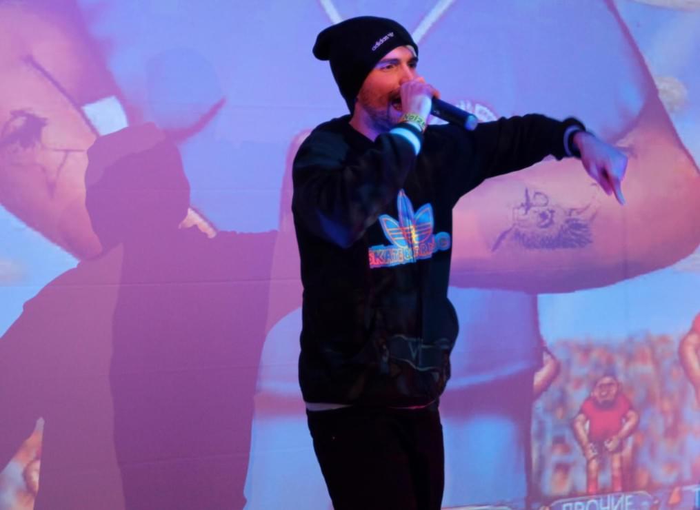 Пушкин и Noize MC прочли для «Зенита» рэп о расизме