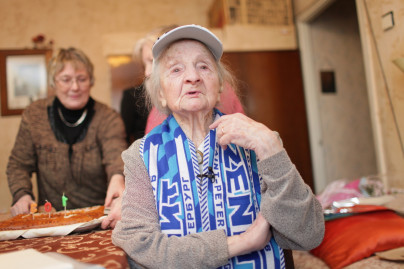103-й день рождения болельщицы «Зенита», Донде Регины Самуиловны 