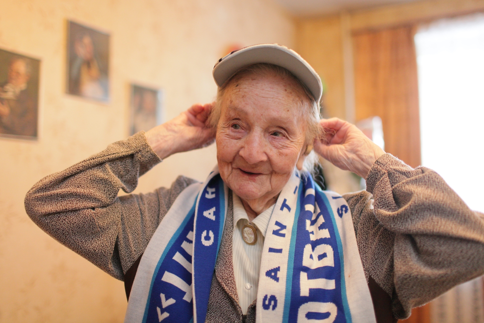 103-й день рождения болельщицы «Зенита», Донде Регины Самуиловны 
