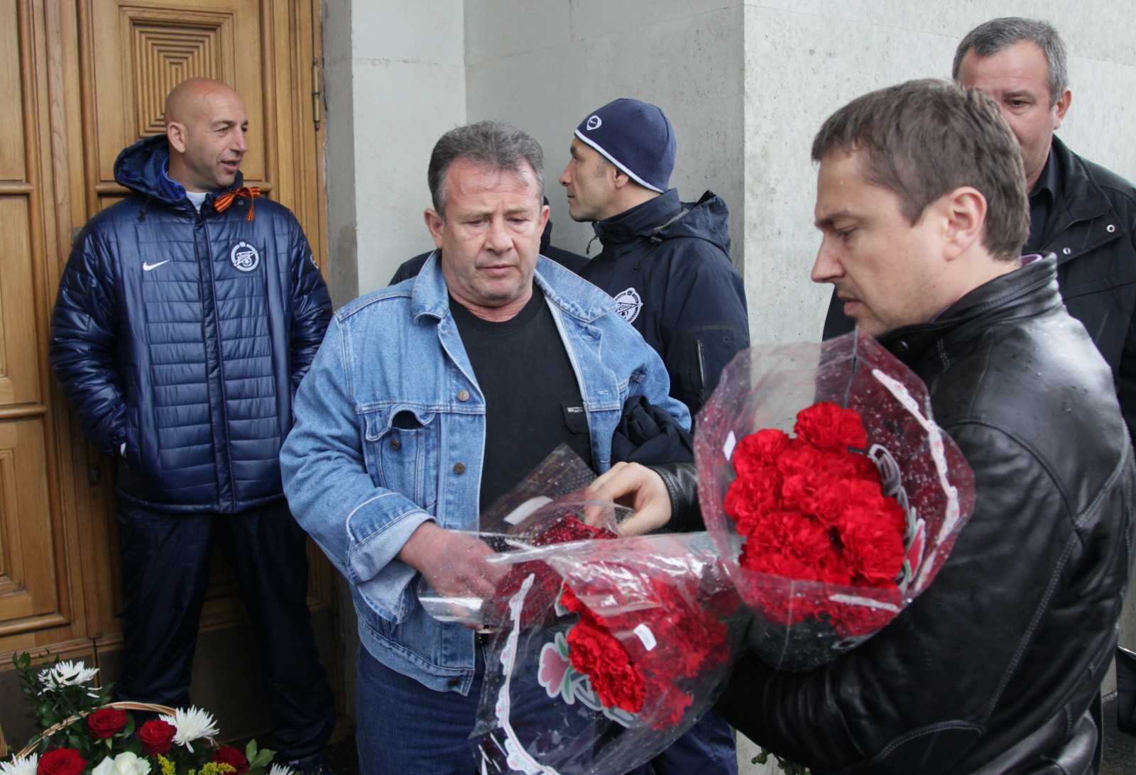 Зенит на Пискаревском кладбище
