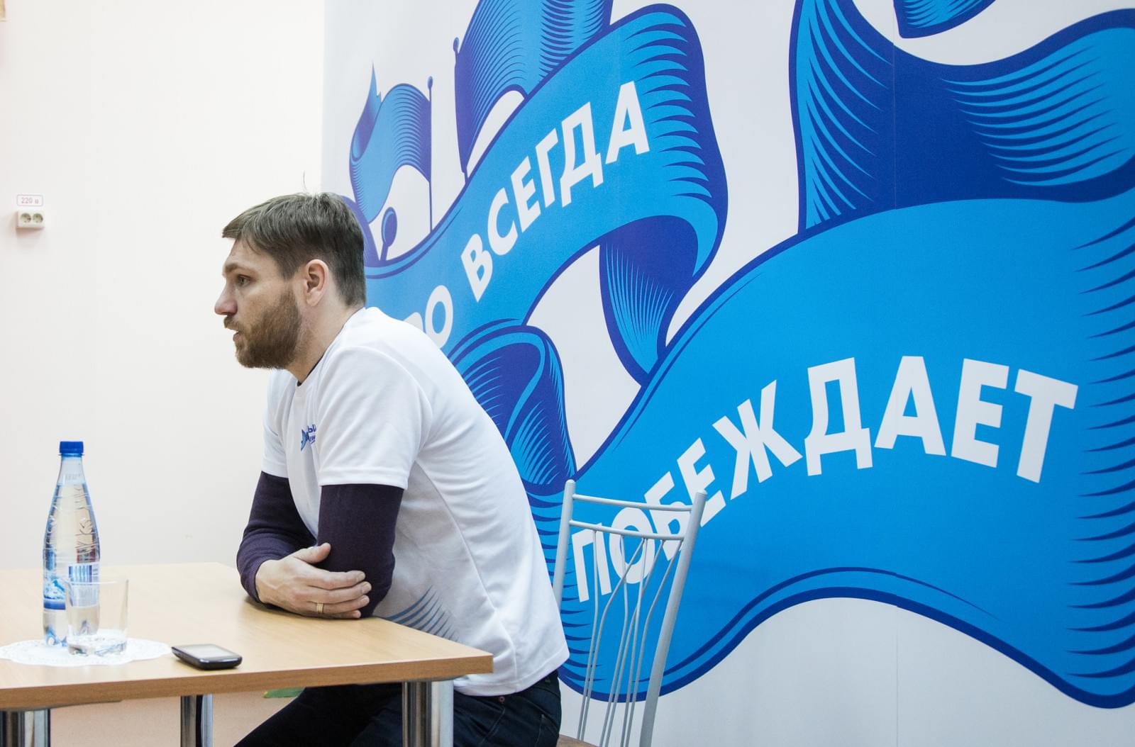 «90 добрых дел»: Алексей Игонин встретился со школьниками
