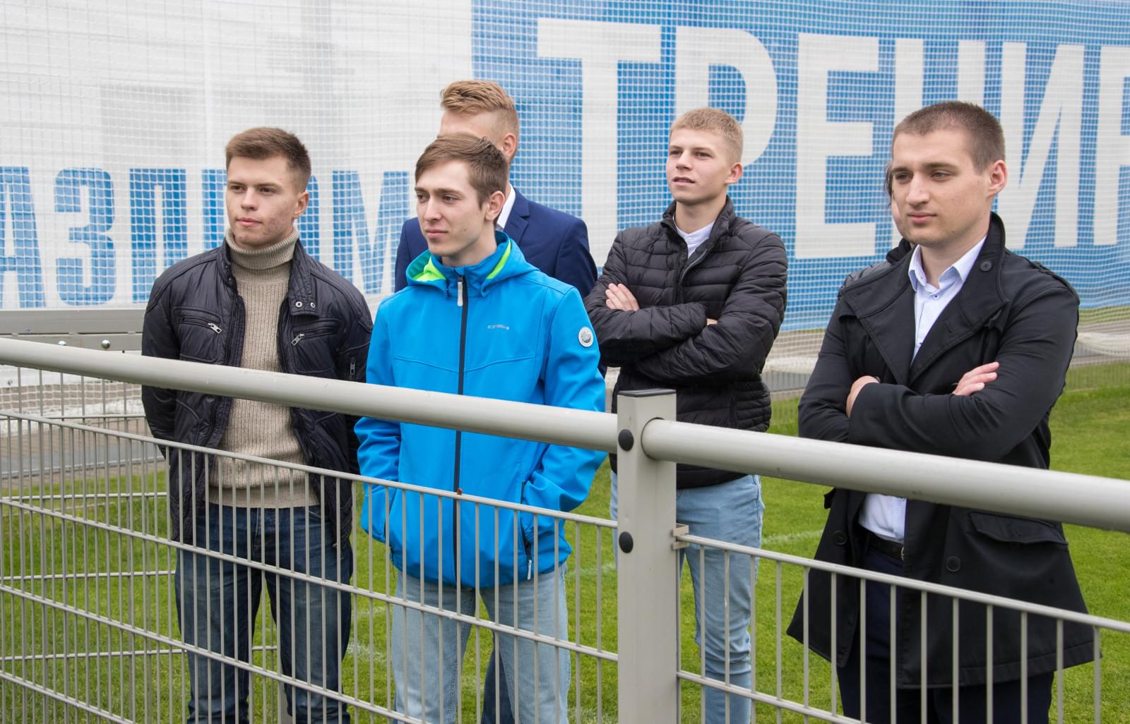 «Марафон добра»: автограф-сессия и встреча с футболистами