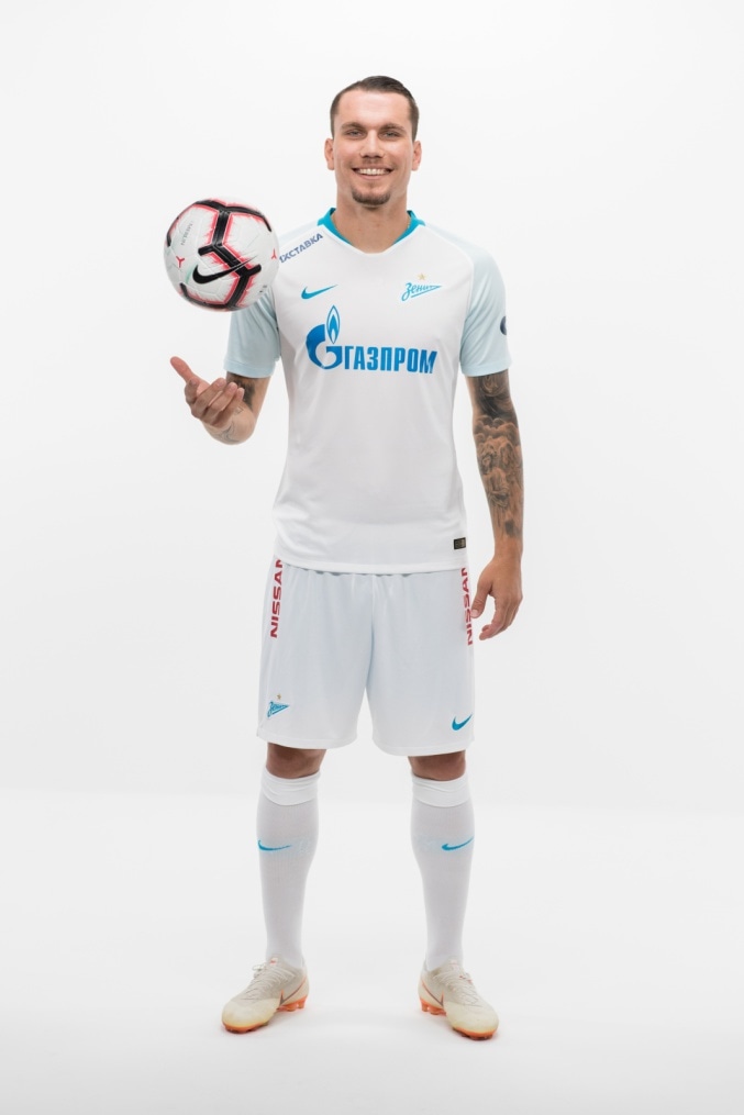 Фотосессия футболистов и тренеров основного состава ФК «Зенит» сезона 2018/19