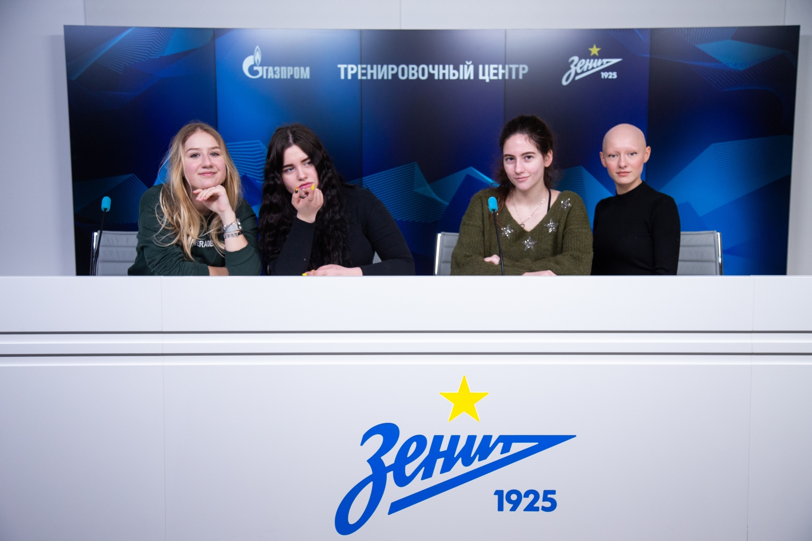 Учащиеся школы №45 в гостях у «Зенита»