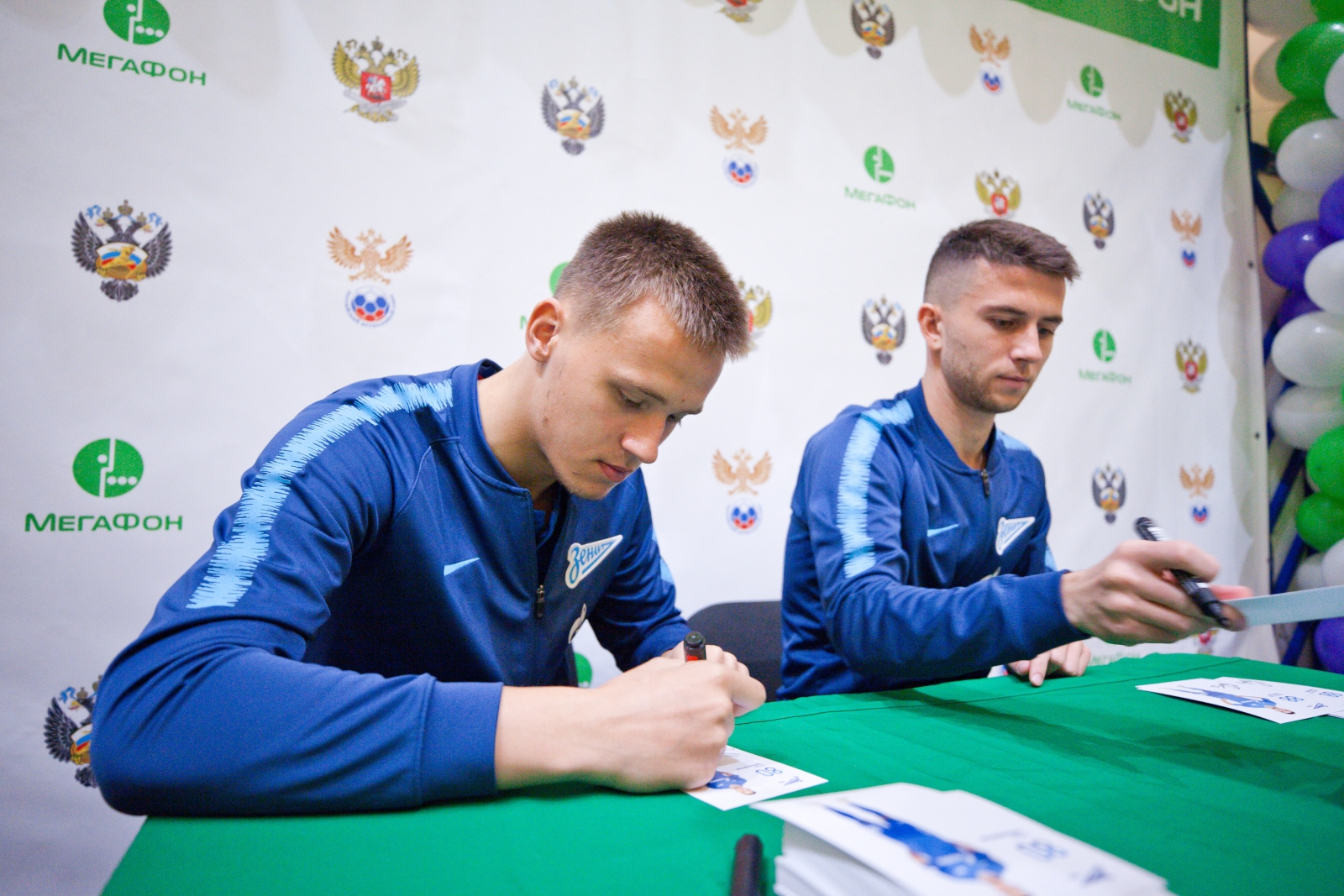 Илья Скроботов и Дмитрий Богаев на турнире «Будущее зависит от тебя»