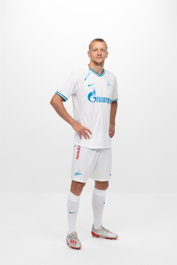 Фотосессия футболистов и тренеров основного состава ФК «Зенит» сезона 2019/20