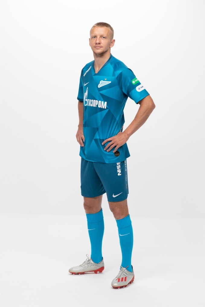 Фотосессия футболистов и тренеров основного состава ФК «Зенит» сезона 2019/20