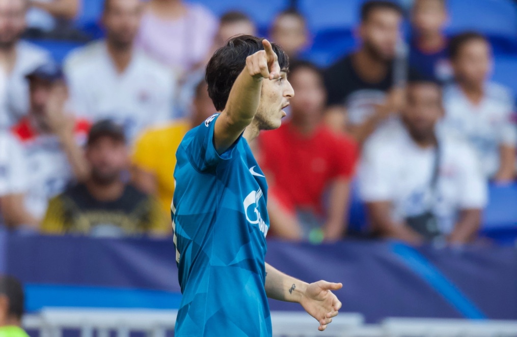 Лига Чемпионов УЕФА 2019/20, «Лион» — «Зенит»