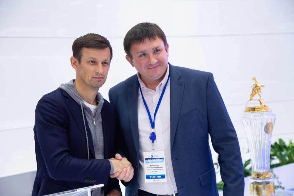 Автограф-сессия Сергея Семака на Петербургском международном газовом форуме