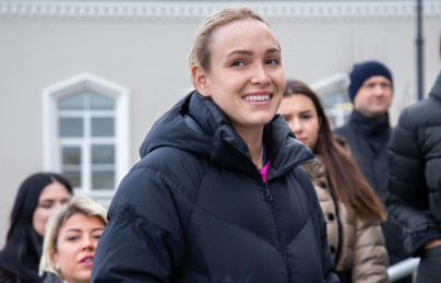 Экскурсия участников турнира Women's Trophy по «Газпром Арене»